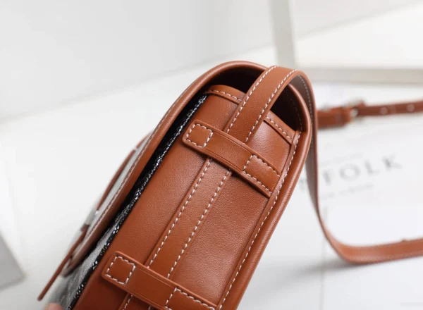 Goyard Messenger Bag Size:22*17*7cm - Image 15