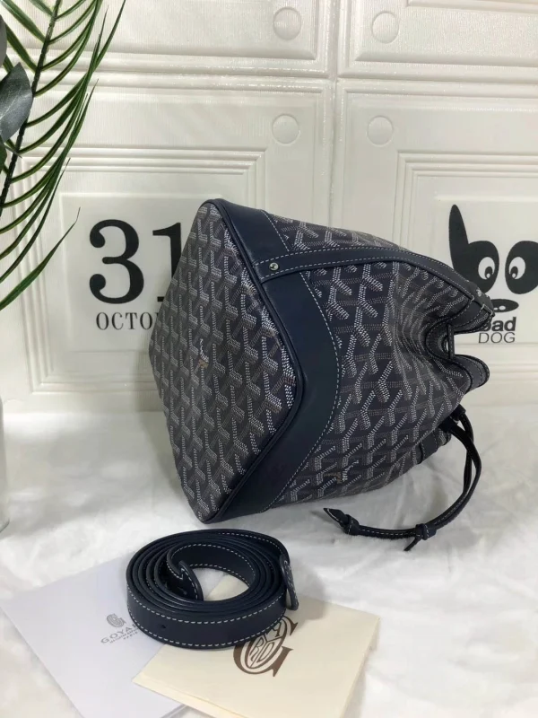 Goyard Shoulder Bucket Bag Size: 17.5*15*23cm - Image 2