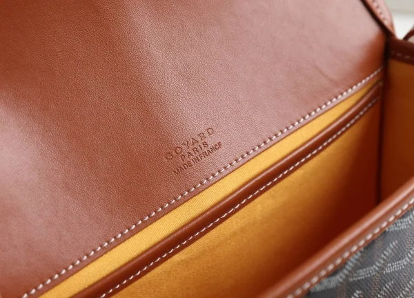 Goyard Messenger Bag Size:22*17*7cm - Image 12