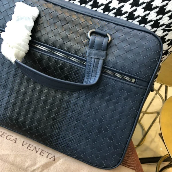 BV Briefcase Size: 38cm Blue - Image 8