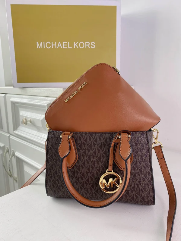 Michael kors MK jetset Size: 22cm*19cm*10cm - Image 4