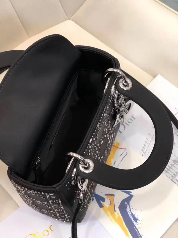 Black leather shoulder strap with full set of original packaging - Image 2