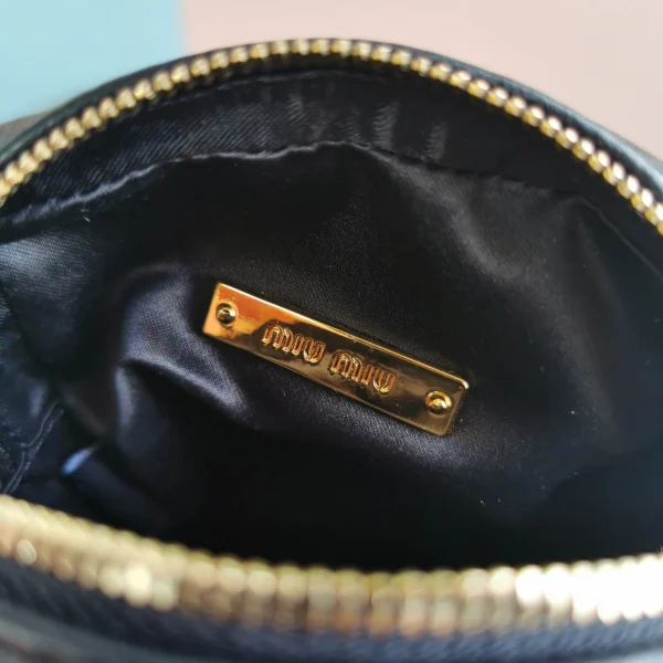 Miu Miu Long 115cm Chain shoulder strap size: 17, 2.5, 9 - Image 3