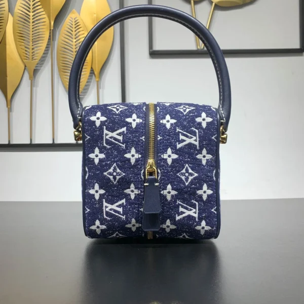 Louis Vuitton Size: 16.0x16.0x16.0CM - Image 7