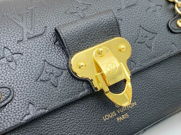 Louis Vuitton Size 21x15x8 CM - Image 5