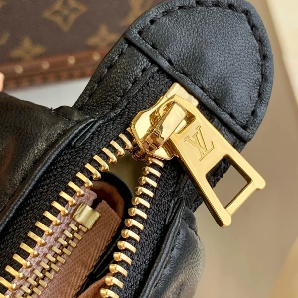 Louis Vuitton Item No.: M57790 Size: 26x20x12cm - Image 5