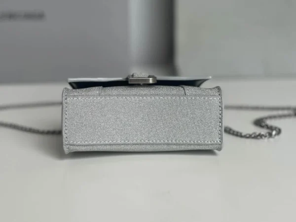 Balenciaga Hourglass Bag Model: 169 Size: 12104.5cm - Image 4