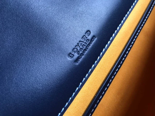 Belvdre Single Strip Messenger Bag Ref: GY020183 Size: Large 28Cm - Image 3