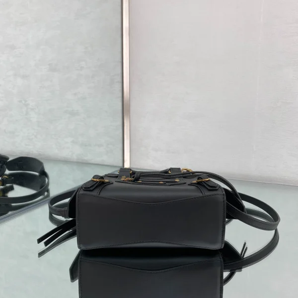Balenciag* Neo Classic biker bag Model: 1993 Size: 13.5*18*7.5*12cm - Image 7