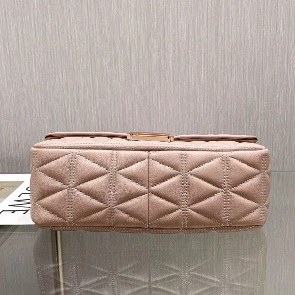 MK small fragrant style sheepskin bag chain pink Size: 25CmX16cmX8.5cm - Image 4