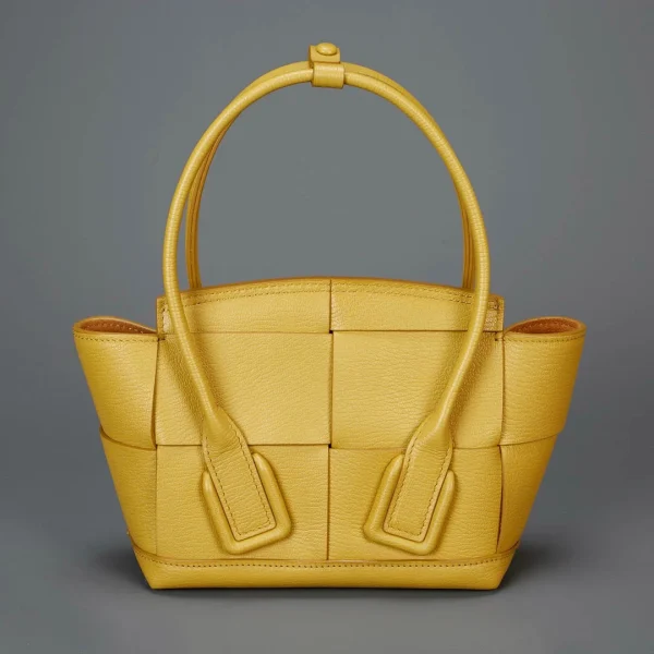 BV Bottega Veneta Arco29 series bag Size: 29x22cm - Image 7