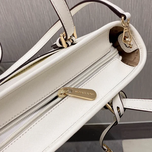 Michael kors MK jetset Size: 22cm*19cm*10cm - Image 21