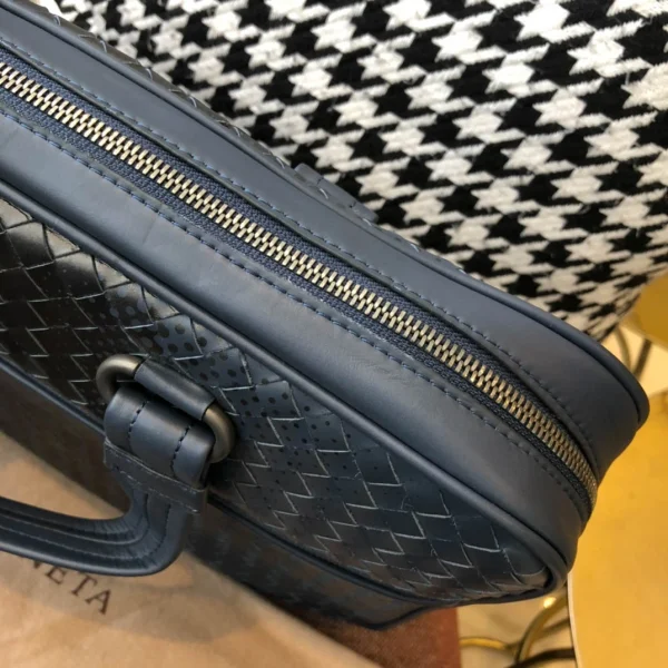 BV Briefcase Size: 38cm Blue - Image 5