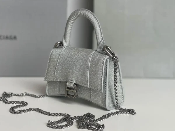 Balenciaga Hourglass Bag Model: 169 Size: 12104.5cm - Image 6