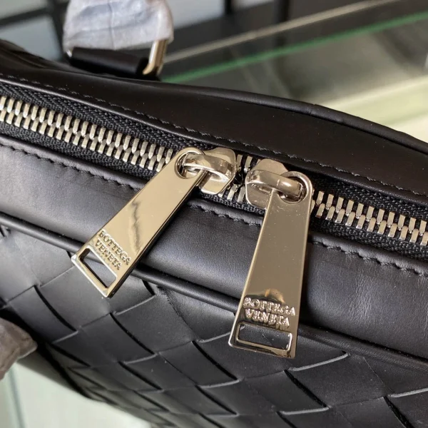 BV Bottega Veneta bag Size: 26x6cm Apricot - Image 3