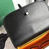 Belvdre Single Strip Messenger Bag Model: GY020183 Size: Large 28Cm - Image 3