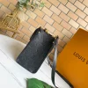 Louis Vuitton Size: 25 x 19 x 11.5 cm - Image 6