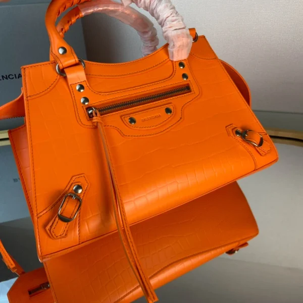 Balenciag* Neo Classic biker bag Size: 25*33*13*20cm - Image 5