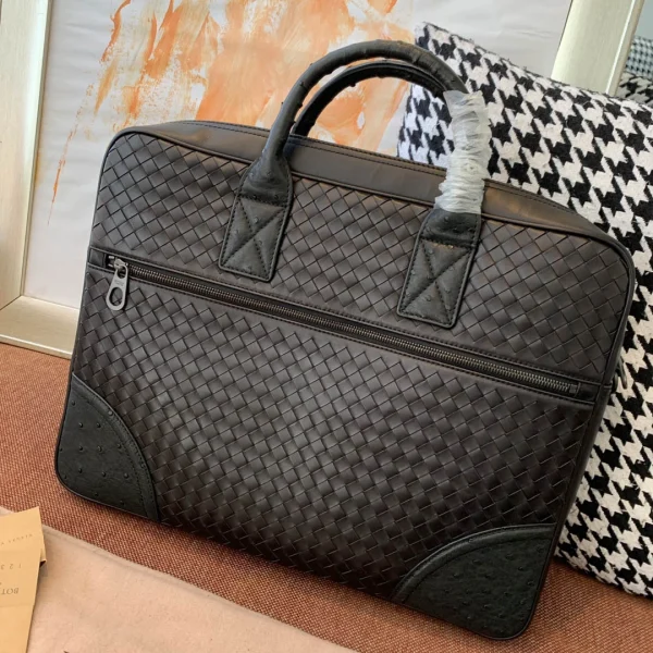 BV Briefcase Size: 42cm 31010 - Image 9