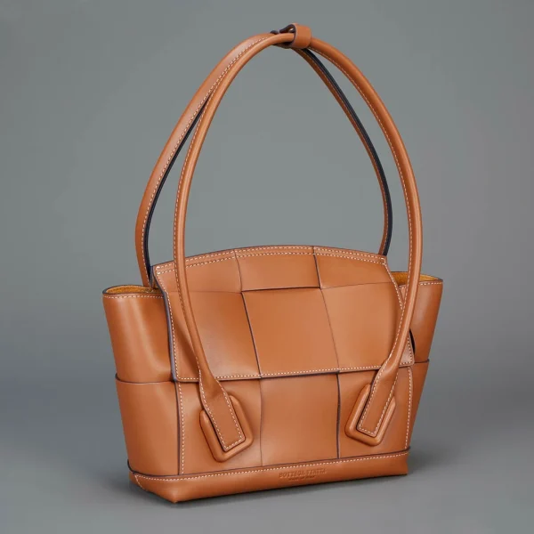 BV Bottega Veneta Arco33 Series Bag Size: 33x21cm - Image 8