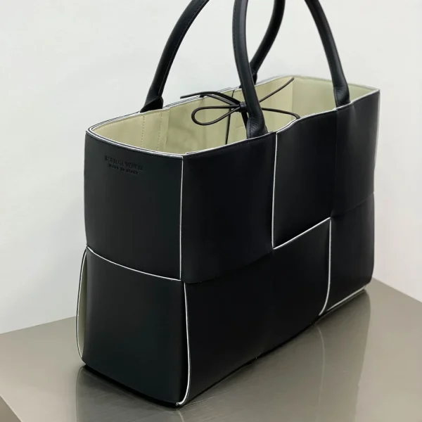 BV ARCO TOTE Handbag Size:38x25cm 609175 - Image 6