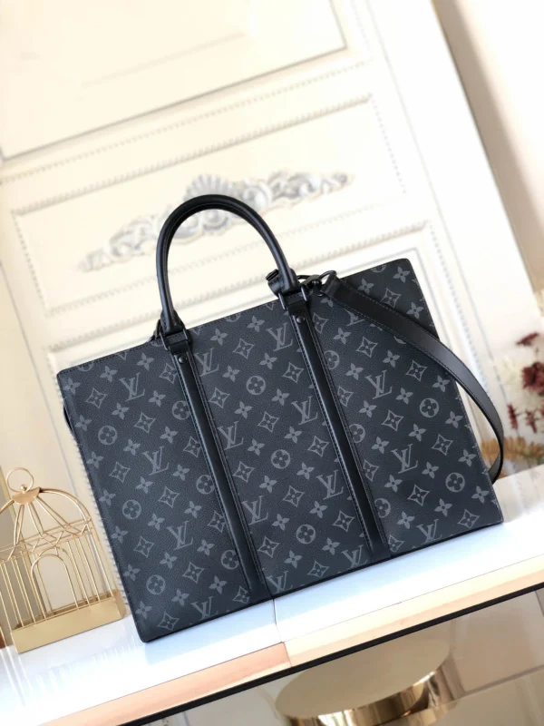 Louis Vuitton 31.0x 39.0x 8.5 cm - Image 9
