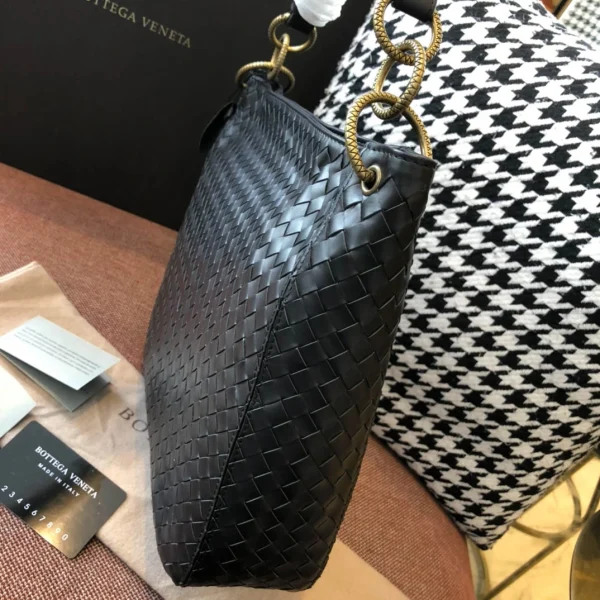 BV Briefcase Size: 33cm Black - Image 4