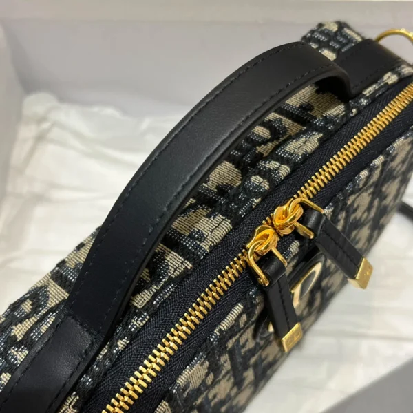 Autumn and winter old flower camera bag size:19*5*14cm - Image 8