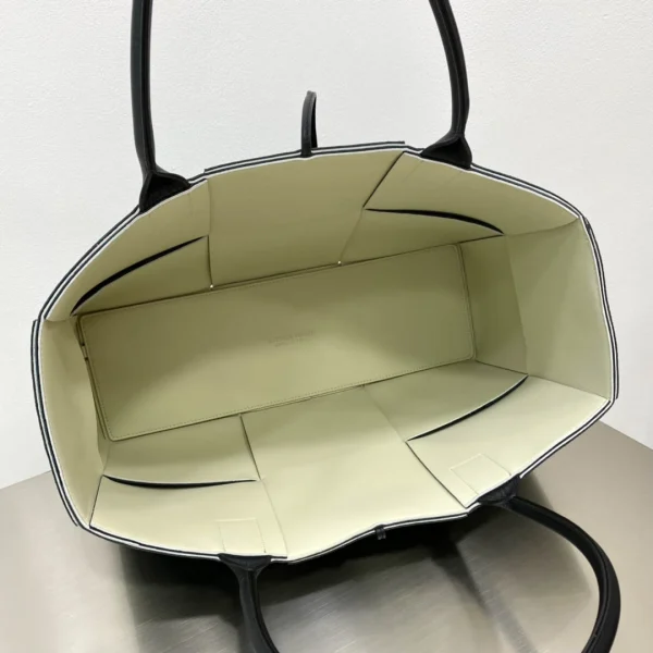 BV ARCO TOTE Handbag Size:38x25cm 609175 - Image 5