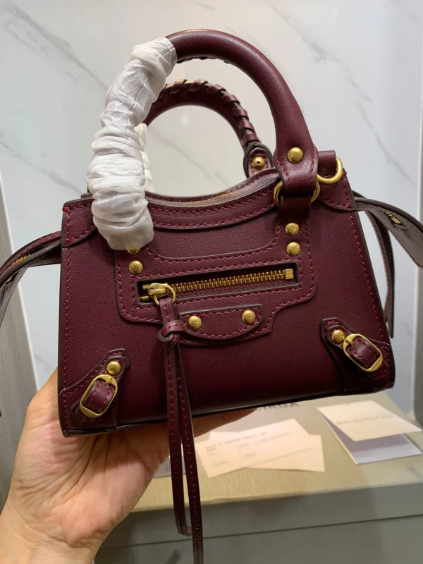 Burgundy Size: 18cm - Image 2