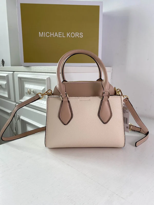 MK Crossbody Size: 23*18*12 - Image 8
