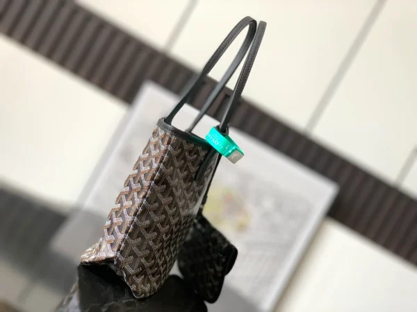 Men's handbag size: 35x39x14cm - Image 9