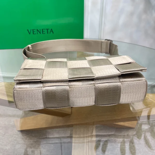 BV Bottega Veneta bag Size: 26x6cm Apricot - Image 16