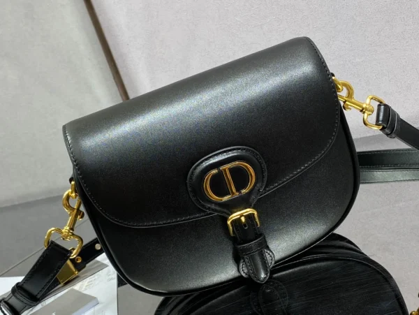 BOBBY Handbag Size: 22x17x6 cm - Image 9