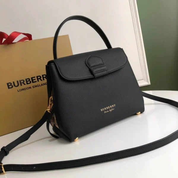 Calf leather bag Size:W25.5*H29*D10cm Code:400123 - Image 7