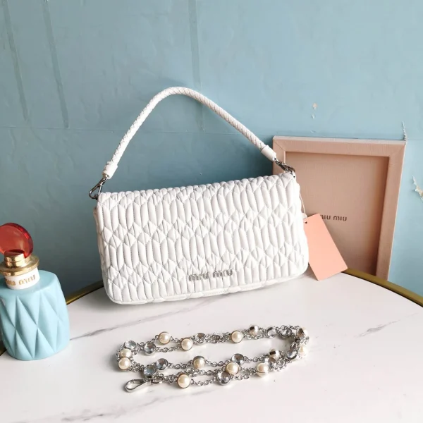Miu Miu Diamond Chain Bag size: 22.5, 4.5, 12 - Image 9