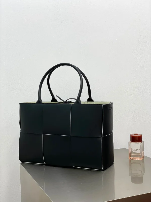 BV ARCO TOTE Handbag Size:38x25cm 609175 - Image 8