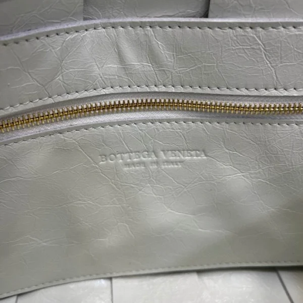 BV Bottega Veneta Cassette bag Size: 23x15cm - Image 3