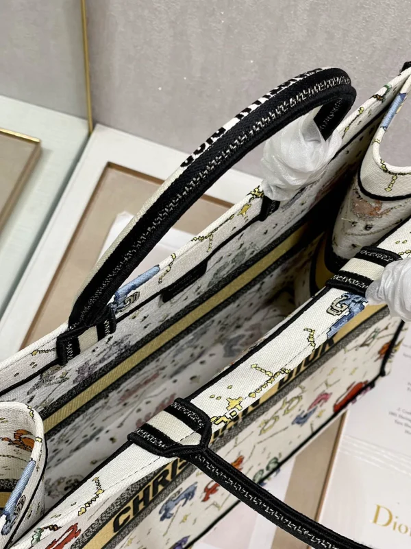 book tote shopper size: 1286 size: 41*32cm - Image 3