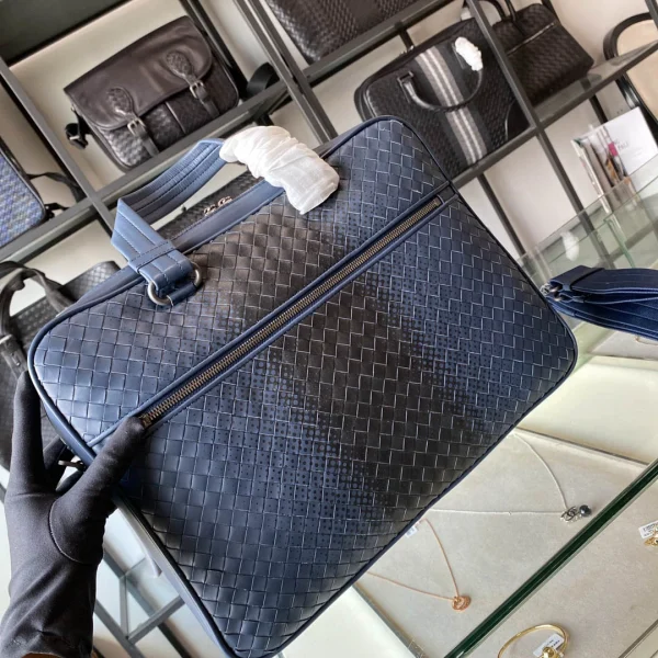 BV Briefcase Size: 36cm 98014 Blue - Image 5