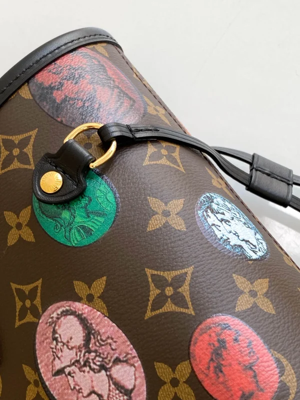 Louis Vuitton xFornasetti Capsule Collection Size: 31.0 x 28.0 x 14.0 cm - Image 5
