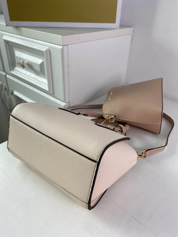 MK Crossbody Size: 23*18*12 - Image 2
