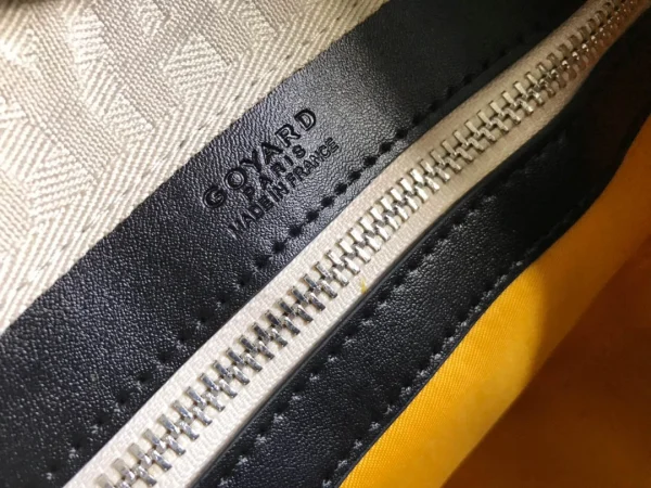 Elegant Travel Bag Size: 48*23*24cm - Image 4