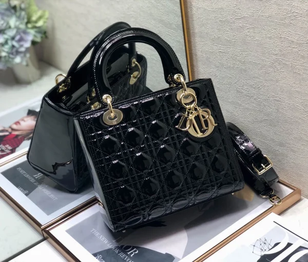 Black lacquer, classic 5 compartments 24cm