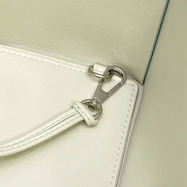 BV ARCO TOTE bag Size:38x25 609175 - Image 3