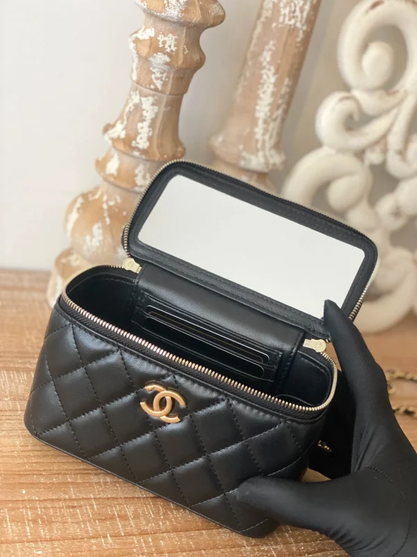 Chanel Box Bag Size: 16 9.5 8, Style: 81230 - Image 4