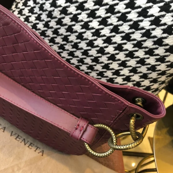 BV Briefcase Size: 33cm Date Red - Image 5