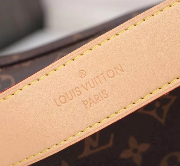Louis Vuitton Model: 46358 Size: 23x16x6cm - Image 6