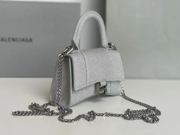Balenciaga Hourglass Bag Model: 169 Size: 12104.5cm - Image 7